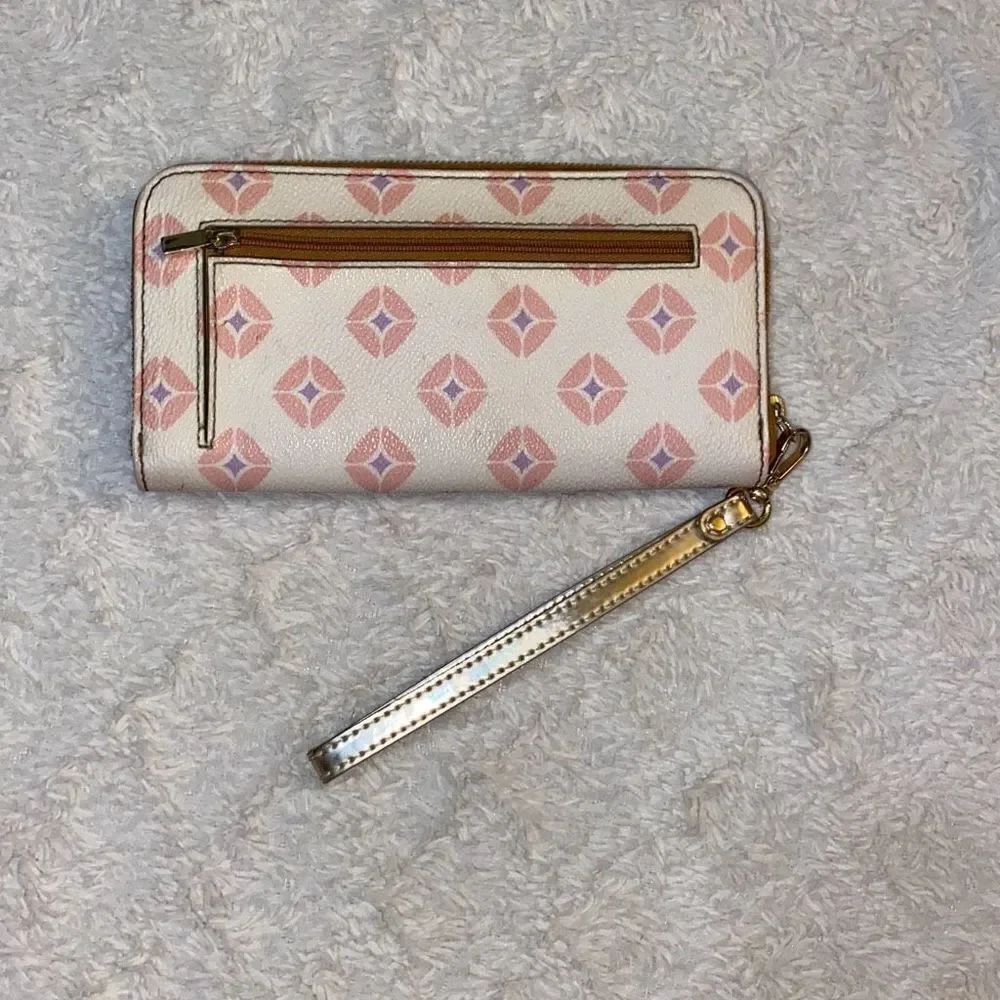 Fossil Zip Wallet - Picture 6 of 11